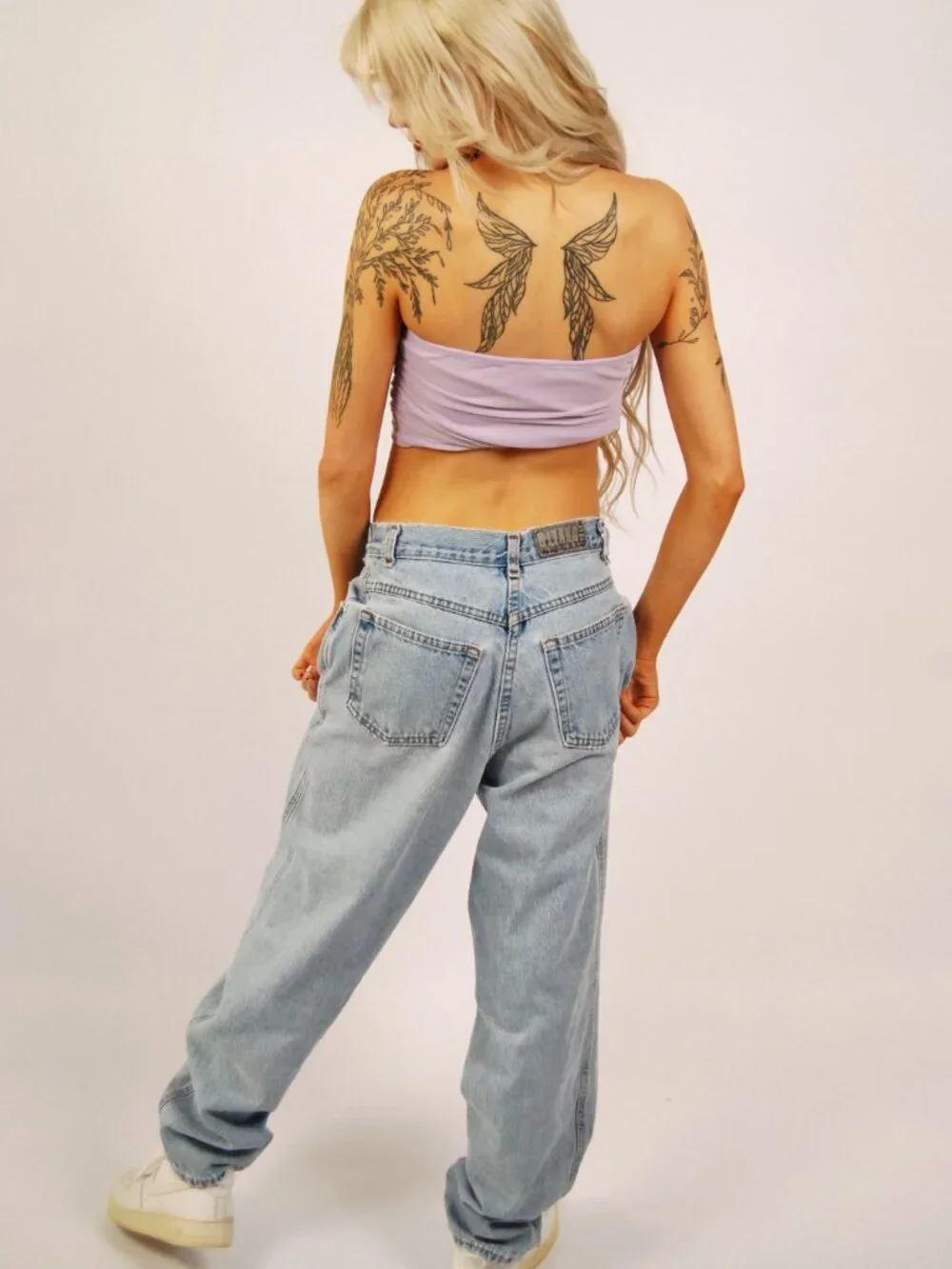 90s Light Wash Jeans (26) blue denim vintage women cool casual high waist baggy - Picture 3 of 10